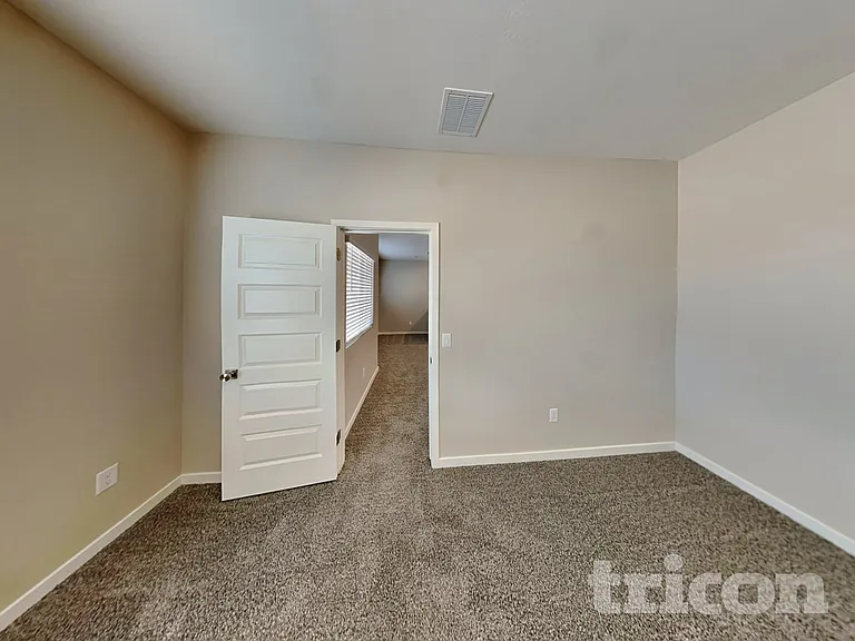 4549 E Granada St — Photo 11