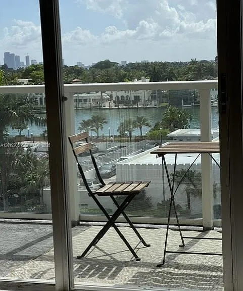 5701 Collins Ave #511 — Photo 36
