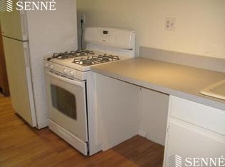 16 Clinton St #B, Cambridge, MA 02139