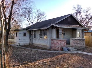 814 Clay St, Clay Center, KS 67432