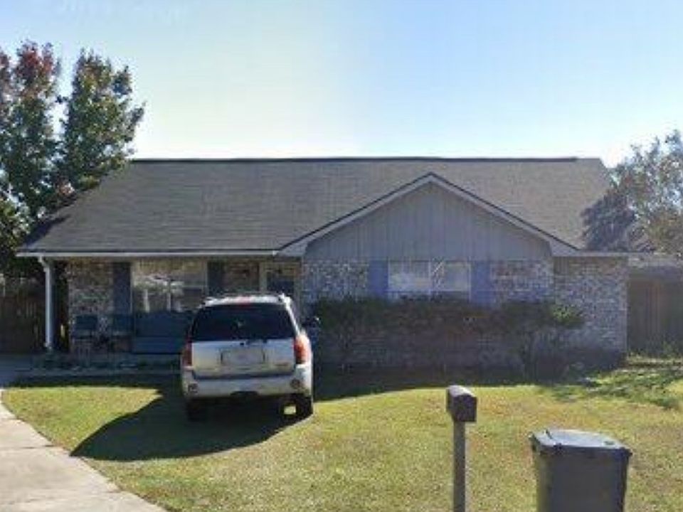1st image of 79 E Kenny Dr