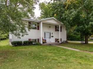 302 17th Ave NE, Rochester, MN 55906