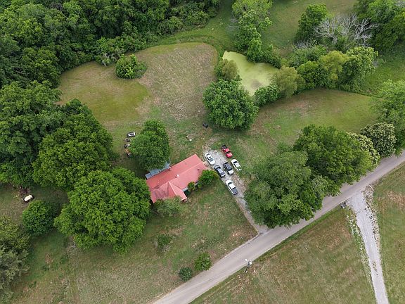 4th image of 102 Sugar Tree Rd