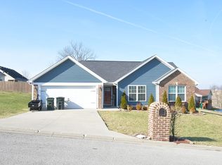 505 Lucombe Cir, Mount Sterling, KY 40353