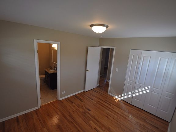 4th image of 1105 W Maude Ave