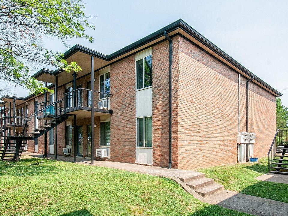 1st image of 2601 Hillsboro Pike APT D16
