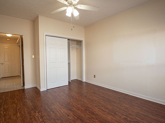 4th image of 6510 Waybridge Ct