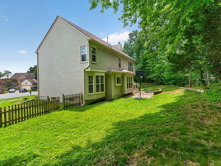 3569 Eskew Ct — Photo 49