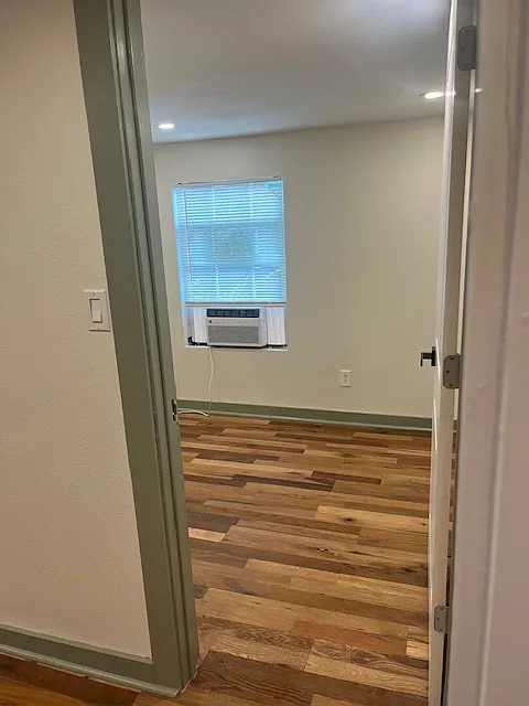 1 bed, 595 sqft, $995 — Photo 2