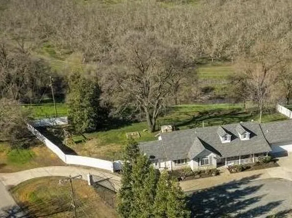 22617 N Mackville Rd, Clements, CA 95227