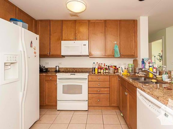 2nd image of 130 N Garland Ct APT 2412A