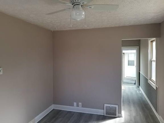 5th image of 1302 S Danley Sq