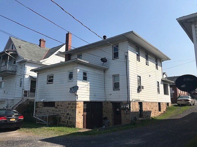2nd image of 508 S Main St