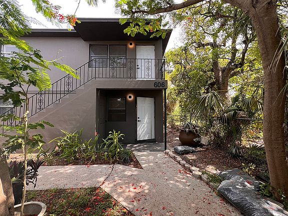 5th image of 604-606 6th St