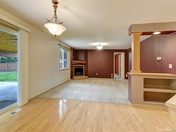 5th image of 28006 73rd Ave NW