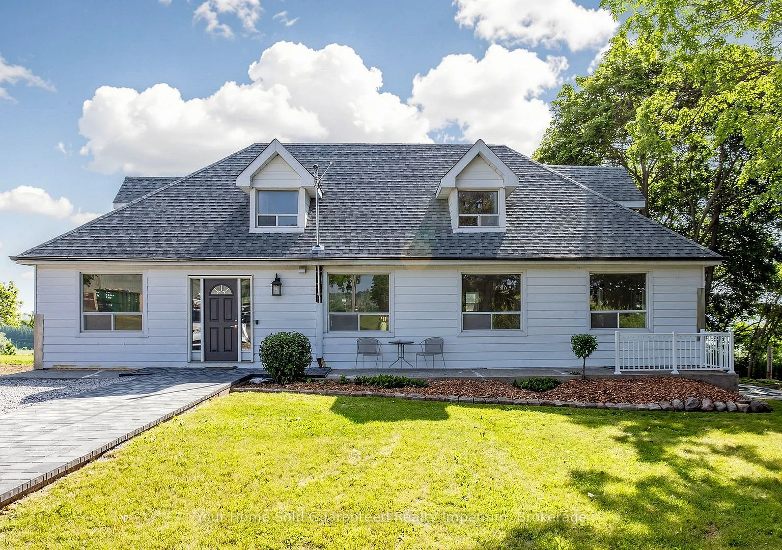 4 bed, $6,000 — Photo 1