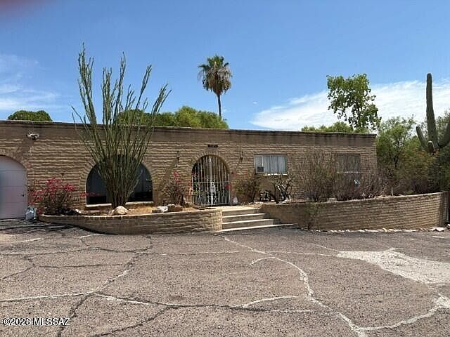 1st image of 7120 N Camino De Fosforo