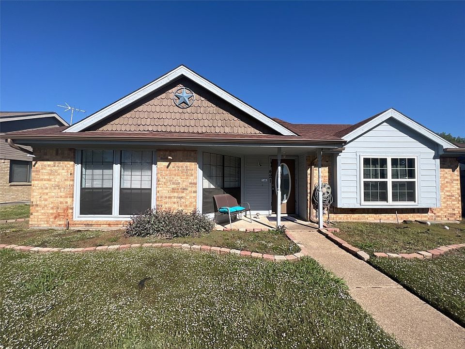 1st image of 421 Covey Ln