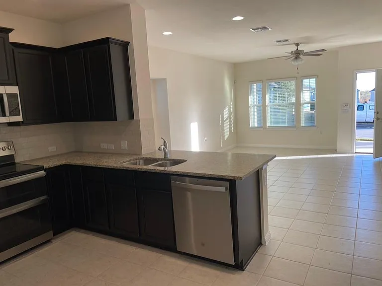 9610 Morning Iris Dr — Photo 12