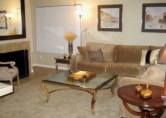 3rd image of 1628 Las Lunas Street