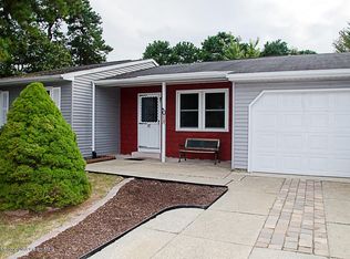 34 Hummingbird Ln, Whiting, NJ 08759