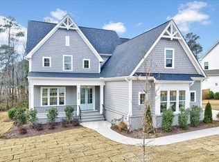 824 Crimson Ridge Trl, Fuquay Varina, NC 27526