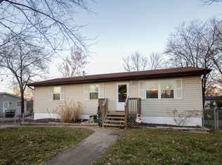 6841 E Quaker Cir, Columbia, MO 65201