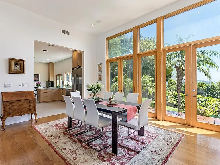 1414 Summitridge Dr — Photo 33