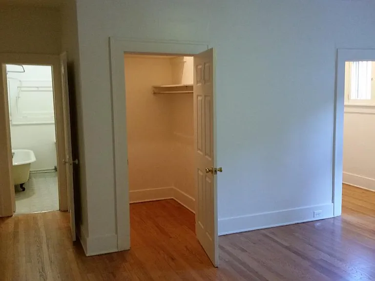 965 N Washington St #4 — Photo 6