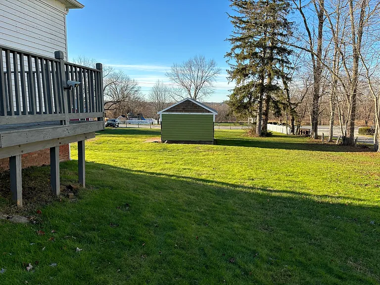 548 Main Street - Rainbow Pod — Photo 2