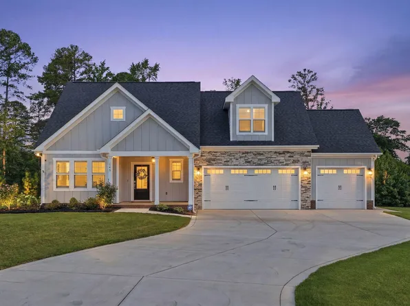 145 Hobby Rd, Holly Springs, NC 27540