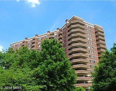 The Williamsburg Condo  1276 N Wayne St