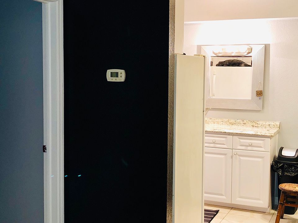 1st image of 425 Tyler Ave APT 10B