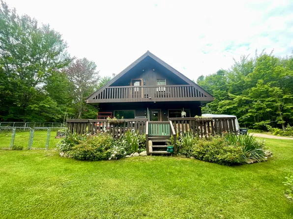 14 Turtle Ln, Chateaugay, NY 12920