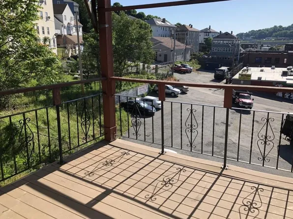 (undisclosed Address), Worcester, MA 01605