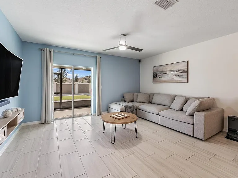11298 Radiant Shore Loop — Photo 1
