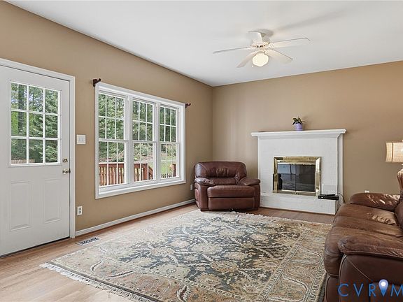 5th image of 8372 Springset Ln