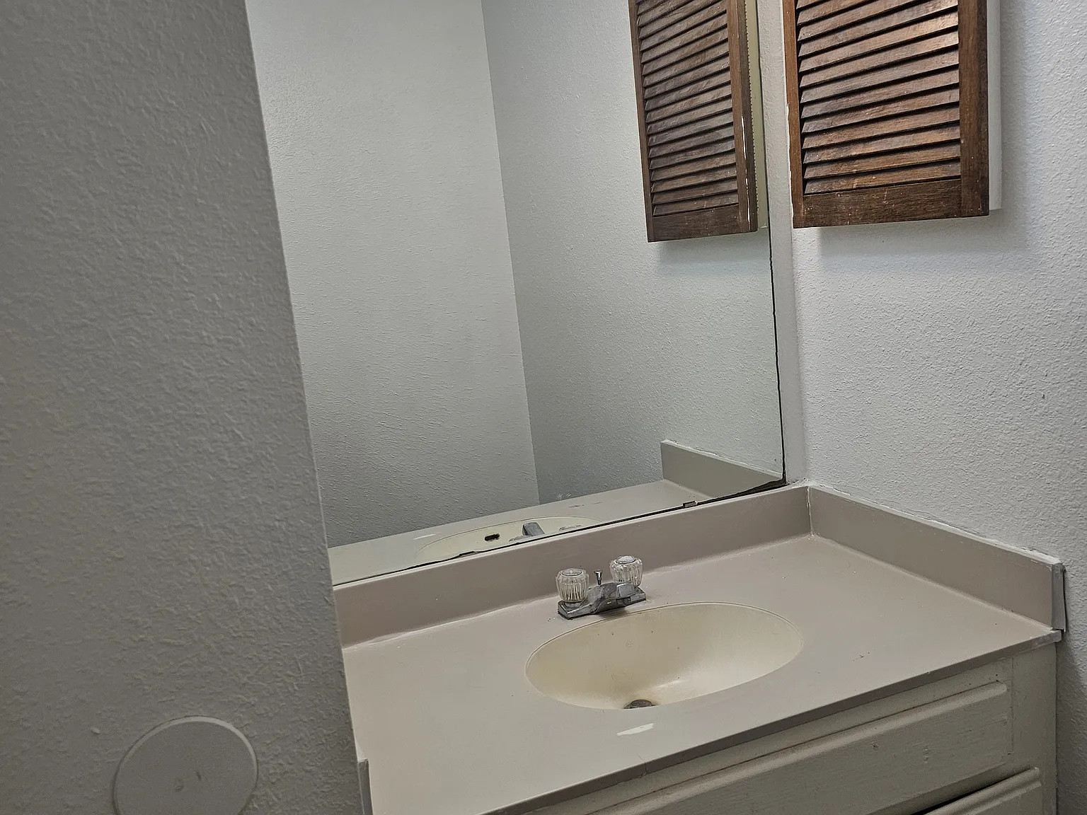 2 bed, 1.5 bath, 1016 sqft, $1,300 — Photo 4