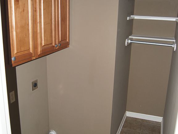 2nd image of 49 Willow Lake Dr