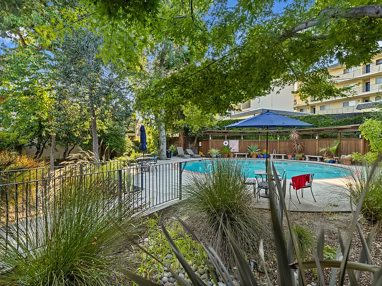 1470 Creekside Dr #17 — Photo 23