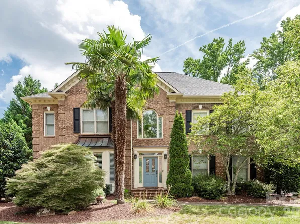 11645 Stonebriar Dr, Charlotte, NC 28277