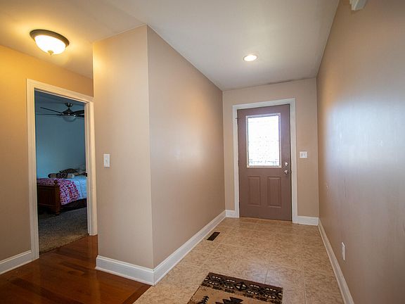 5th image of 1163 Tanya St