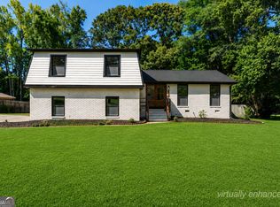 105 Lafayette Dr, Fayetteville, GA 30214