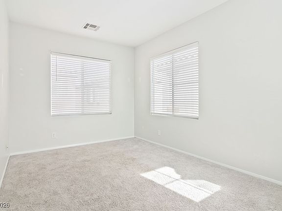 4th image of 8908 Cambridge Glen Ct