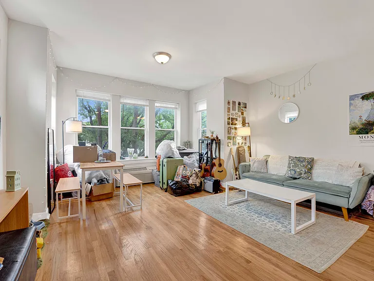 2456 N Hamlin Ave #3 — Photo 4