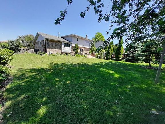 2nd image of 13135 W Pin Oak Dr