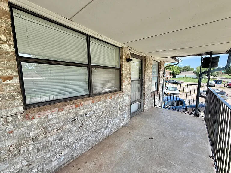 101 Se 42nd St (Fourplex) — Photo 3