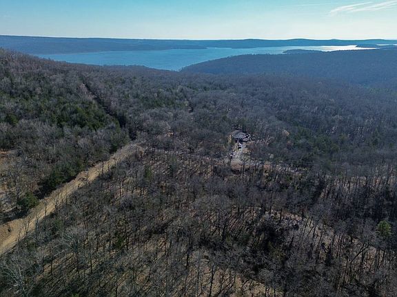 3rd image of Buck Horn Rd