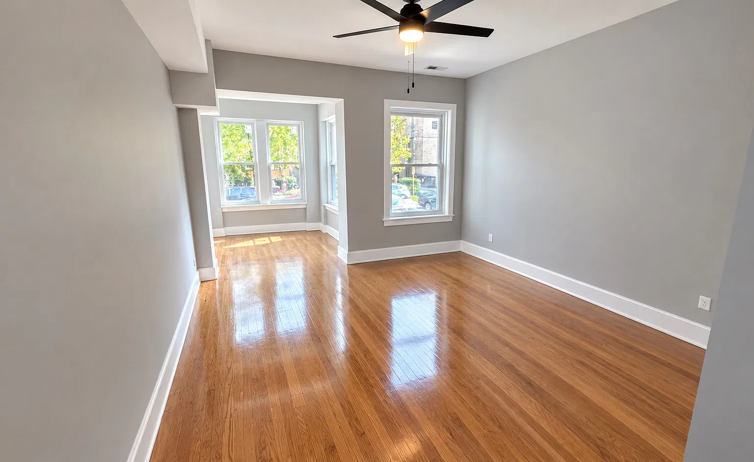 3 bed, 1500 sqft, $2,500 — Photo 3
