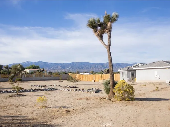 12072 Pacific Rd, Phelan, CA 92371
